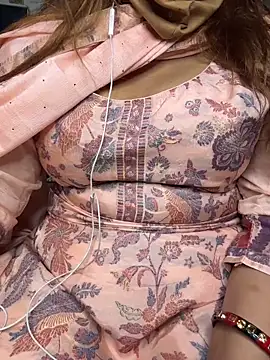 Snapshot of butterflyslay chatting on February 14, 2026, 3:29 am butterflyslay online show from February 14, 2026, 3:29 am