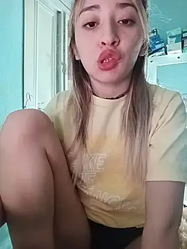 soylulita07 online show from March 24, 2026, 9:42 am