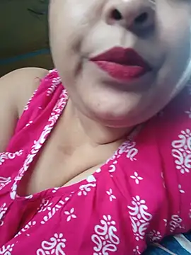 Snapshot of peu8 chatting on May 31, 2026, 7:47 am peu8 online show from May 31, 2026, 7:47 am