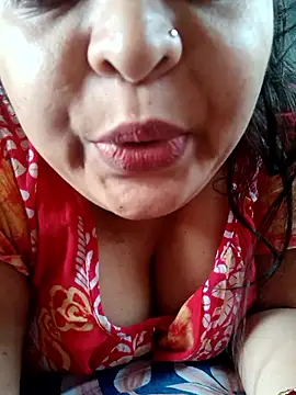 Snapshot of peu8 chatting on May 22, 2026, 8:34 am peu8 online show from May 22, 2026, 8:34 am