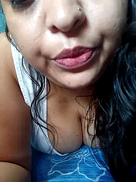 Snapshot of peu8 chatting on May 6, 2026, 5:55 am peu8 online show from May 6, 2026, 5:55 am