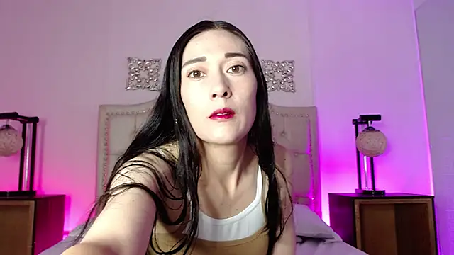 Vetania Blake online show from December 17, 2025, 11:48 am