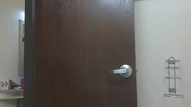 Snapshot of AskAveryAnything chatting on February 25, 2026, 6:46 am AskAveryAnything online show from February 25, 2026, 6:46 am