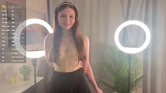 GinnyGowey online show from December 21, 2025, 4:19 pm