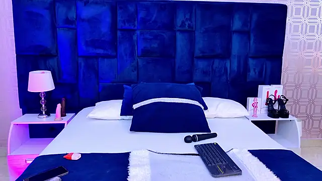 Celeste Clarke online show from January 18, 2026, 7:50 pm