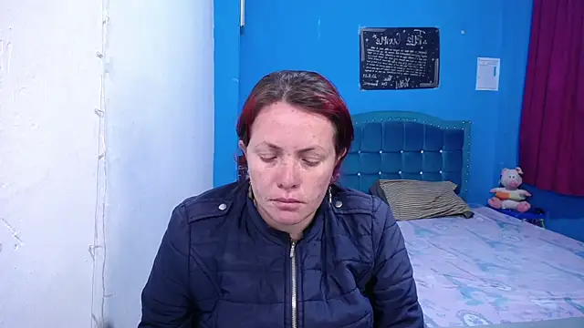 Snapshot of Annelis1 chatting on February 16, 2026, 12:15 pm Annelis1 online show from February 16, 2026, 12:15 pm