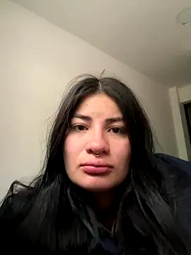 Lunaclarx online show from December 16, 2025, 12:09 pm