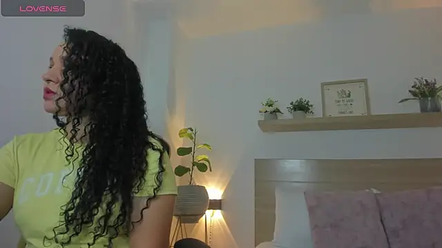 yera curry online show from January 13, 2026, 12:09 pm