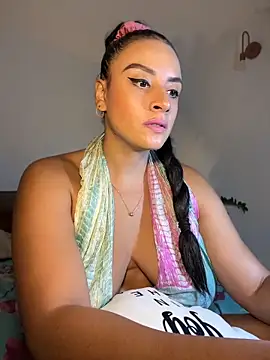 Lena-Williamss online show from May 16, 2026, 2:10 am