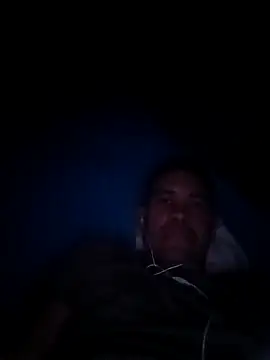 Snapshot of Juven1632 chatting on February 3, 2026, 11:54 pm Juven1632 online show from February 3, 2026, 11:54 pm