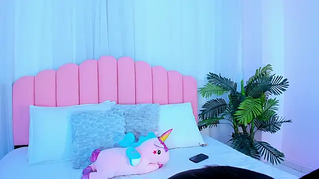  Stephany lee online show from December 23, 2025, 5:07 am