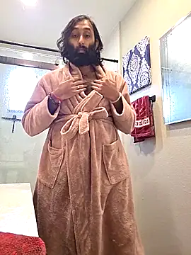 RoshiClouded online show from February 7, 2026, 7:44 pm