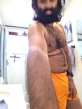 RoshiClouded online show from February 9, 2026, 6:39 pm