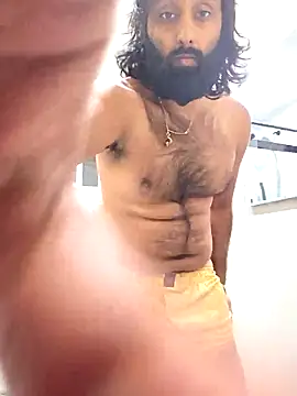 RoshiClouded online show from March 7, 2026, 5:36 am