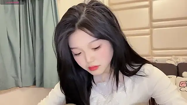 xiaoxia999 online show from February 8, 2026, 12:14 pm