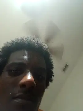 Snapshot of Teeskii_ chatting on December 18, 2025, 1:55 am Teeskii online show from December 18, 2025, 1:55 am