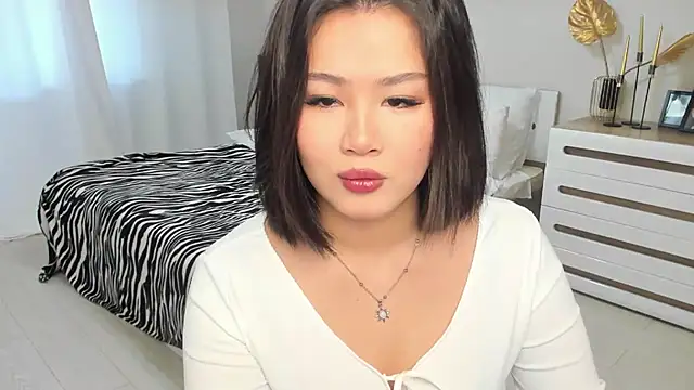 Snapshot of Brunette_Charm chatting on February 5, 2026, 11:17 am Brunette Charm online show from February 5, 2026, 11:17 am