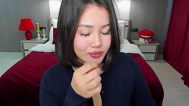 Snapshot of Brunette_Charm chatting on January 19, 2026, 11:36 am Brunette Charm online show from January 19, 2026, 11:36 am