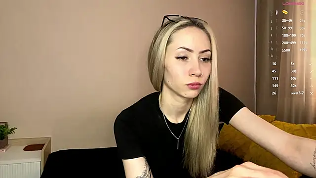 Snapshot of sun_under_skyy chatting on February 7, 2026, 7:38 am sun under skyy online show from February 7, 2026, 7:38 am