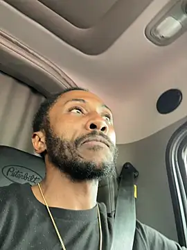 Snapshot of Pleasure_Overlord chatting on February 12, 2026, 6:29 pm Pleasure Overlord online show from February 12, 2026, 6:29 pm