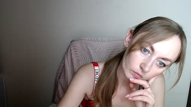 Snapshot of LiaSeass_ chatting on June 22, 2026, 12:13 pm LiaSeass online show from June 22, 2026, 12:13 pm