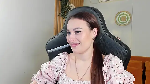 Snapshot of NoraFoxes chatting on February 5, 2026, 5:25 am NoraFoxes online show from February 5, 2026, 5:25 am