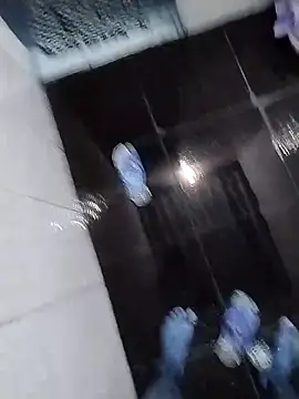 Snapshot of kaspzl chatting on December 13, 2025, 10:05 pm kaspzl online show from December 13, 2025, 10:05 pm