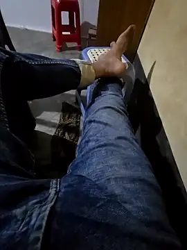 Snapshot of SHARIF12123 chatting on March 2, 2026, 5:42 pm SHARIF12123 online show from March 2, 2026, 5:42 pm