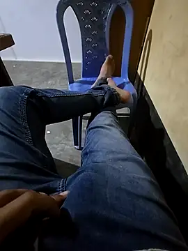 Snapshot of SHARIF12123 chatting on February 15, 2026, 5:01 pm SHARIF12123 online show from February 15, 2026, 5:01 pm