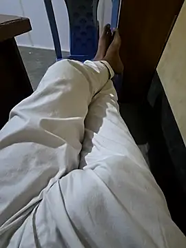 Snapshot of SHARIF12123 chatting on February 23, 2026, 6:08 pm SHARIF12123 online show from February 23, 2026, 6:08 pm