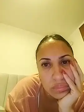 Snapshot of Fatisexy88 chatting on May 16, 2026, 3:27 am Fatisexy88 online show from May 16, 2026, 3:27 am