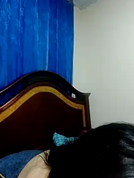 sandygomez online show from May 16, 2026, 7:40 am