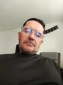 Snapshot of Maxhot3108 chatting on March 3, 2026, 7:10 pm Maxhot3108 online show from March 3, 2026, 7:10 pm