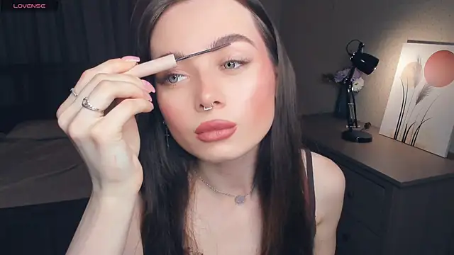 YvonneRobes online show from March 12, 2026, 7:18 pm