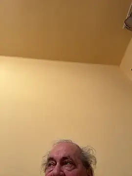 csikar online show from March 3, 2026, 9:55 pm