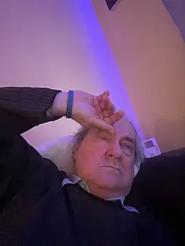 csikar online show from February 21, 2026, 4:20 pm