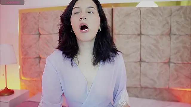 AlexiaClark7 online show from February 14, 2026, 4:07 pm