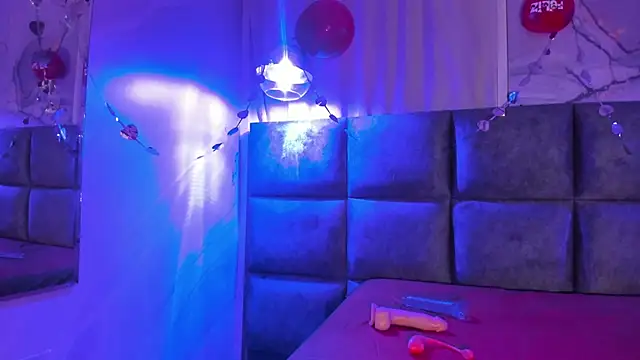 Snapshot of Victoria01_ chatting on February 15, 2026, 3:07 am Victoria01 online show from February 15, 2026, 3:07 am