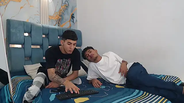 DIAMOND BLACKS online show from February 19, 2026, 7:38 am