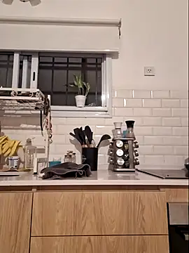 AbidingAuspices online show from February 9, 2026, 4:43 am