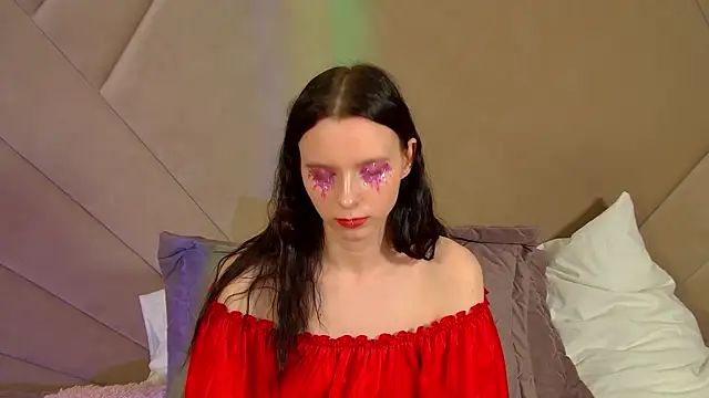 ArinaKubrick online show from April 15, 2026, 7:58 pm