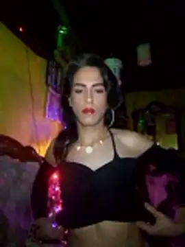 Snapshot of angeliChacon chatting on December 15, 2025, 7:36 am angeliChacon online show from December 15, 2025, 7:36 am