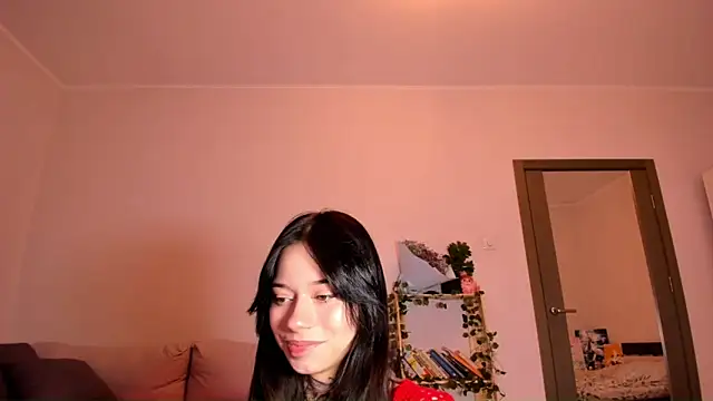 Crystal zen online show from December 17, 2025, 7:08 pm