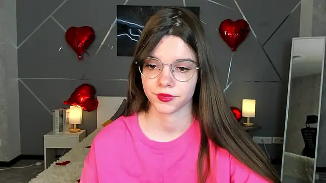 Snapshot of miss__evelyne chatting on February 13, 2026, 7:52 am miss evelyne online show from February 13, 2026, 7:52 am