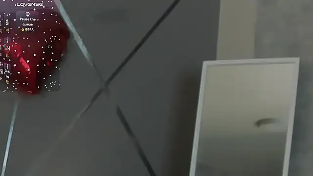 Snapshot of miss__evelyne chatting on February 20, 2026, 1:35 am miss evelyne online show from February 20, 2026, 1:35 am