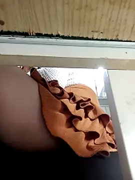 SARA6926969 online show from December 23, 2025, 3:39 am