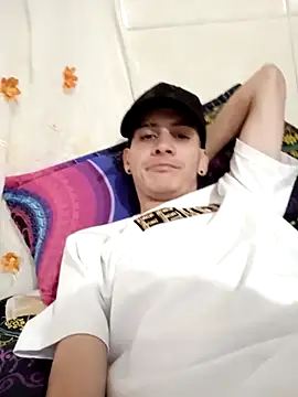 sam hotttt  online show from July 6, 2026, 7:04 am