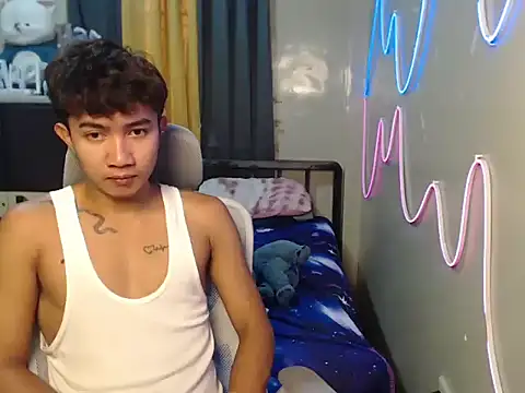 Snapshot of Ur_hottestjonny chatting on June 20, 2026, 12:59 am Ur hottestjonny online show from June 20, 2026, 12:59 am