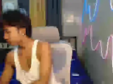 Snapshot of Ur_hottestjonny chatting on June 25, 2026, 10:59 pm Ur hottestjonny online show from June 25, 2026, 10:59 pm