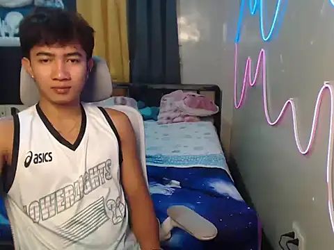 Snapshot of Ur_hottestjonny chatting on June 15, 2026, 11:26 pm Ur hottestjonny online show from June 15, 2026, 11:26 pm